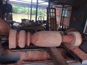 ưu điểm của máy tiện gỗ cnc