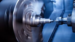 So sánh lập trình tiện CNC bằng phương pháp thủ công và tự động