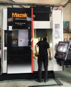 Máy CNC nhiều trục