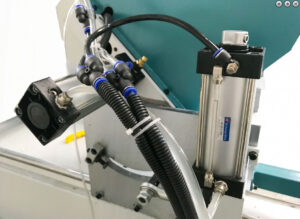 nguyen-ly-hoat-dong-cua-may-cat-nhom-cnc-1