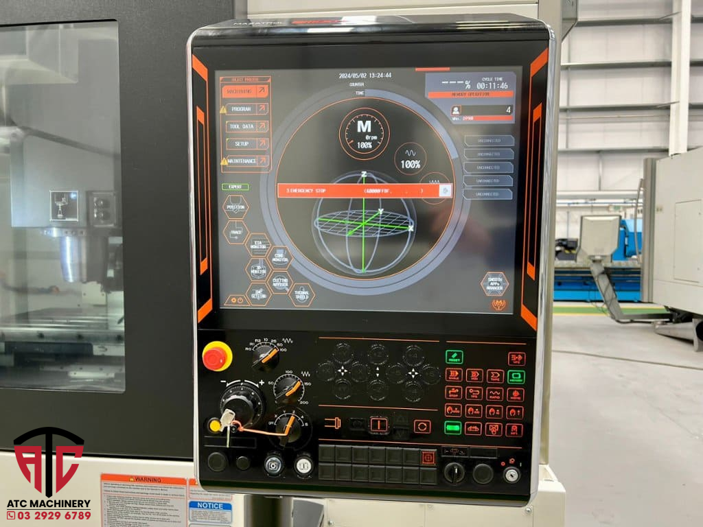 cau tao may cnc va cong dung cua tung bo phan 4 Cấu tạo máy CNC và công dụng của từng bộ phận 12 Bảng điều khiển của máy CNC