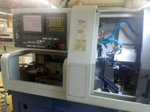 Máy tiện CNC cũ TSUGAMI BS18