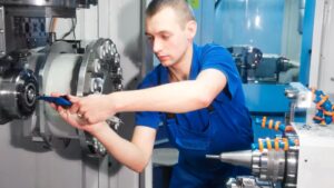 cách khắc phục máy tiện CNC bị lệch tâm