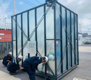 ATC đóng gói máy CNC cẩn thận trước khi giao đến tay khách hàng