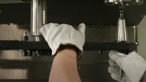 cơ cấu thay dao trong máy CNC