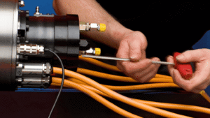 Kiểm tra máy CNC trước khi thực hiện báo giá