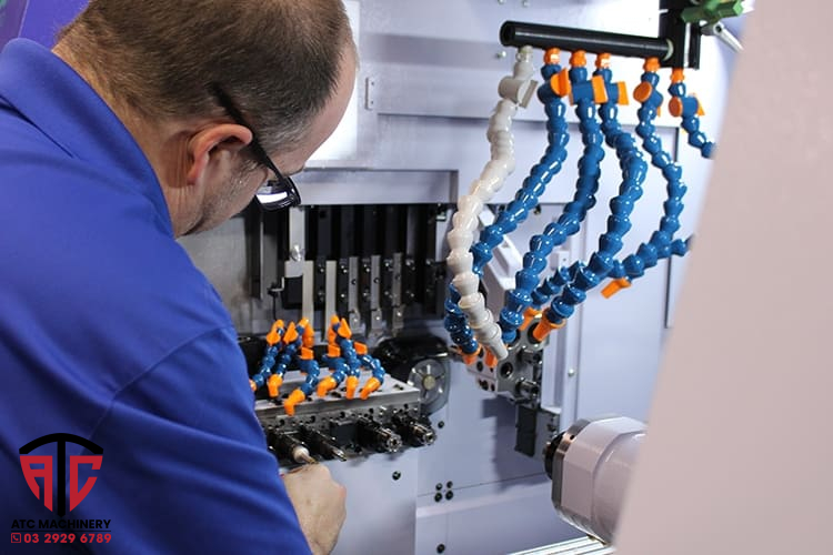 sua may cnc tai dong anh 2 Chuyên Sửa Máy CNC Tại Đông Anh Hiệu Quả, Giá Tốt 7 Đơn vị sửa chữa máy CNC tại Đông Anh cần báo giá minh bạch